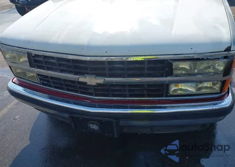 1990 Chevrolet Gmt-400 C1500 z USA, uszkodzony, nr VIN 1GCDC14H1LE148244